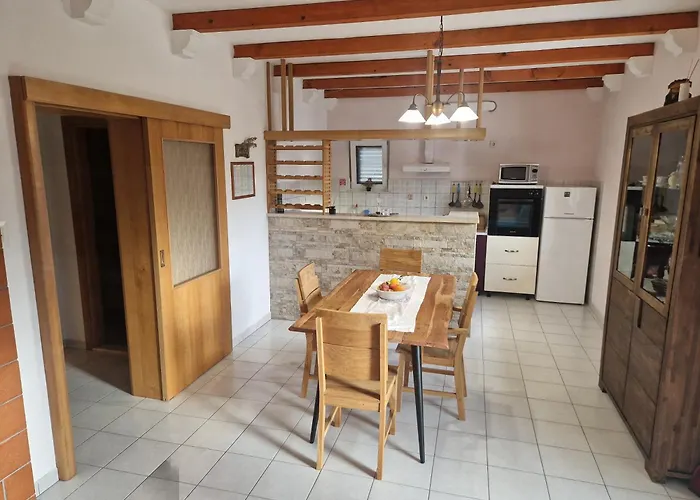 Holiday House Lovre