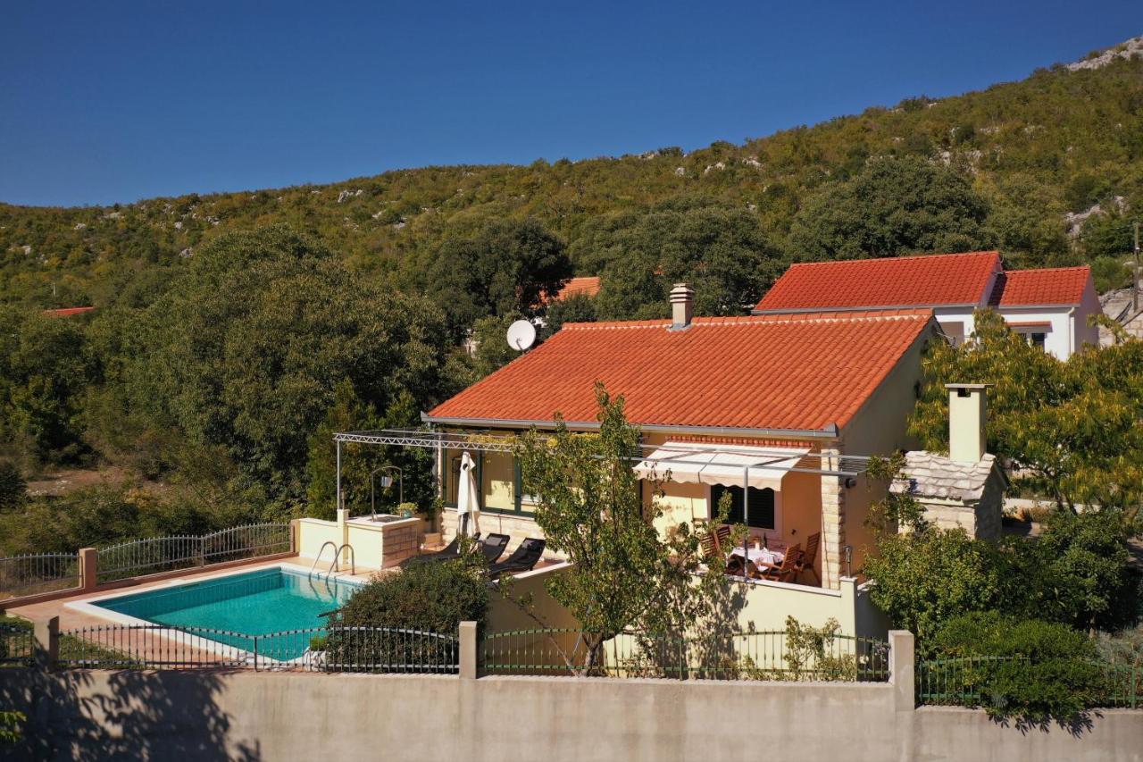 Holiday home House Lovre Prapatnica